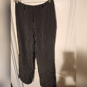 Jones New York Petite Black And White Stripped 100% Silk Pants Size 8P